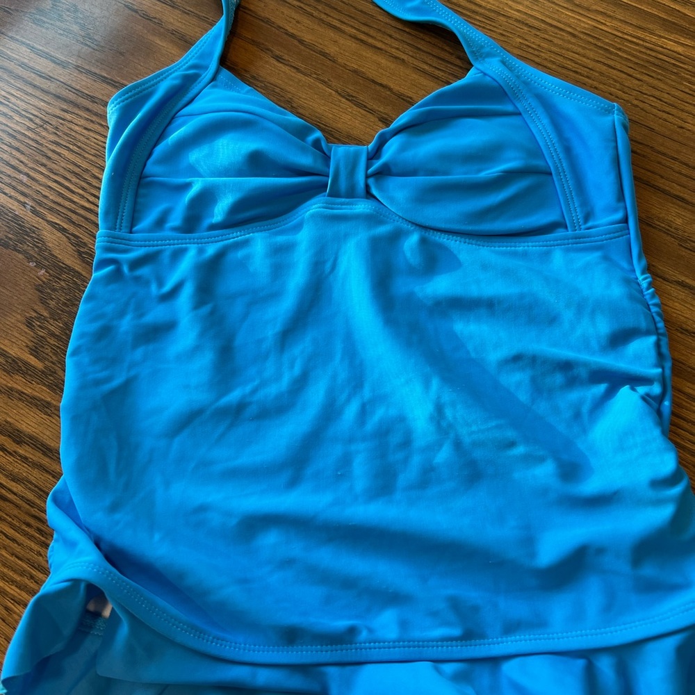 Girls blue tankini style swim top size XL